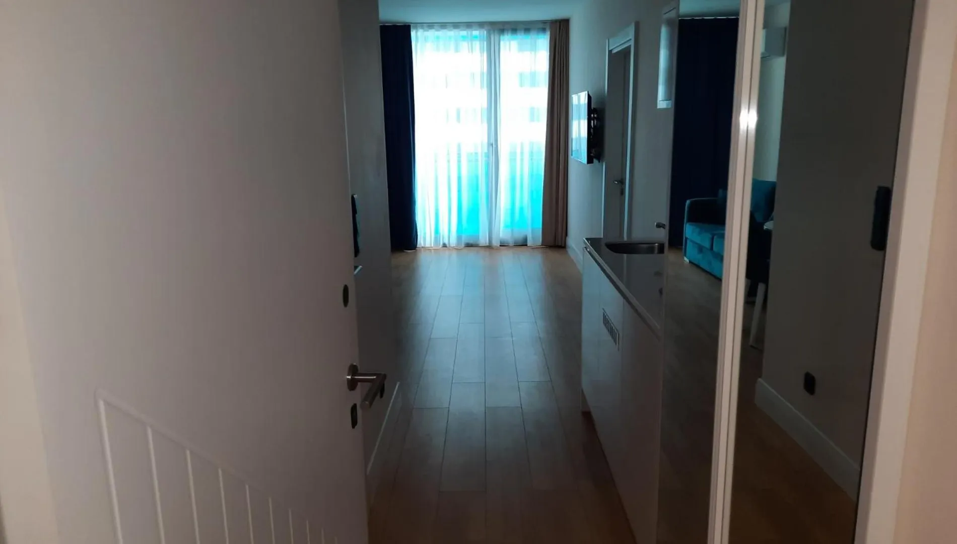 2-Комнатная Студия В Батуми Apartment